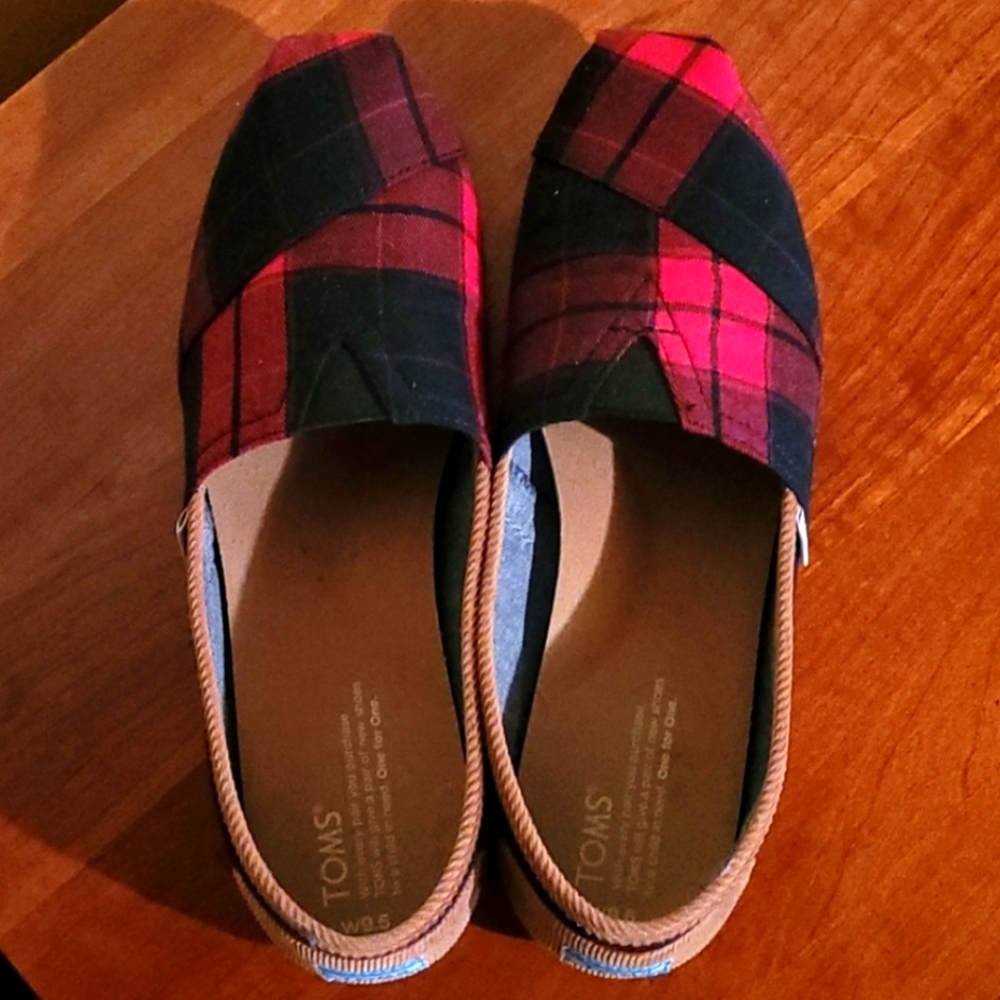 TOMS Shoes